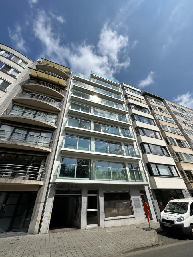 St James - Park View - High End Appartement Oostende Bagian luar foto